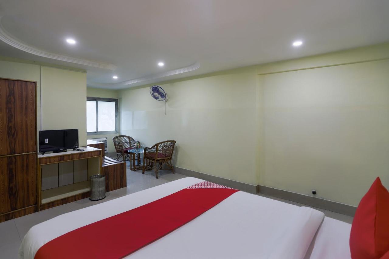 Oyo 72139 Rishi Satsang Bhawan Hotel Vrindāvan Екстериор снимка
